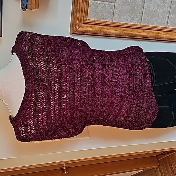 WHBM top - Picture 2 of 5